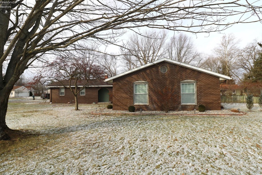 102 Fairway Circle, Norwalk, 44857, 4 Bedrooms Bedrooms, ,2 BathroomsBathrooms,Residential,For Sale,Fairway,20254841