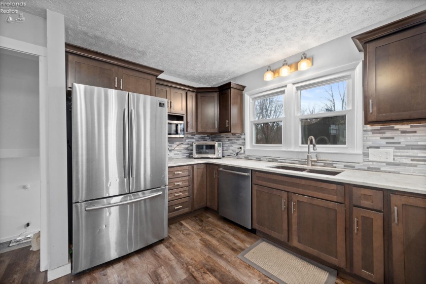 9807 Barrows Rd, Huron, 44839, 4 Bedrooms Bedrooms, ,2 BathroomsBathrooms,Residential,For Sale,Barrows Rd,20254816