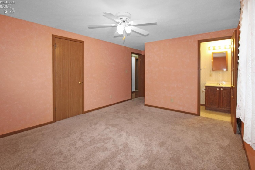 2029 Catawba Road, Port Clinton, 43452, 3 Bedrooms Bedrooms, ,2 BathroomsBathrooms,Residential,For Sale,Catawba,20260003