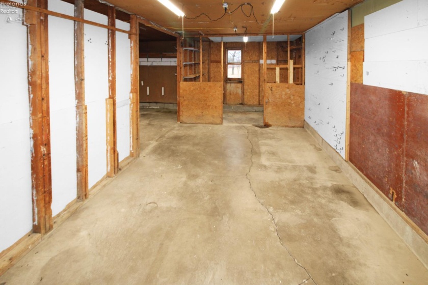 2029 Catawba Road, Port Clinton, 43452, 3 Bedrooms Bedrooms, ,2 BathroomsBathrooms,Residential,For Sale,Catawba,20260003