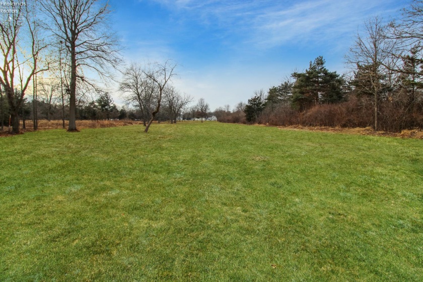 2029 Catawba Road, Port Clinton, 43452, 3 Bedrooms Bedrooms, ,2 BathroomsBathrooms,Residential,For Sale,Catawba,20260003