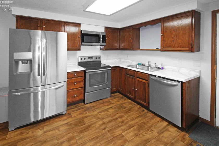 2029 Catawba Road, Port Clinton, 43452, 3 Bedrooms Bedrooms, ,2 BathroomsBathrooms,Residential,For Sale,Catawba,20260003