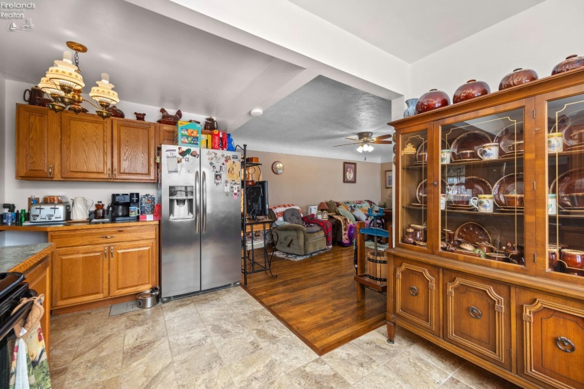 10370 State Route 58, Elyria, 44035, 3 Bedrooms Bedrooms, ,1 BathroomBathrooms,Residential,For Sale,State Route 58,20254852