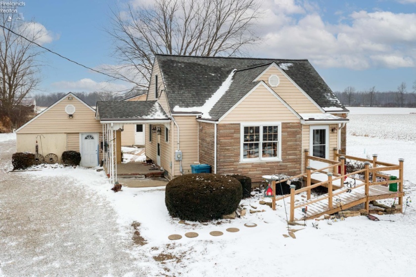 10370 State Route 58, Elyria, 44035, 3 Bedrooms Bedrooms, ,1 BathroomBathrooms,Residential,For Sale,State Route 58,20254852