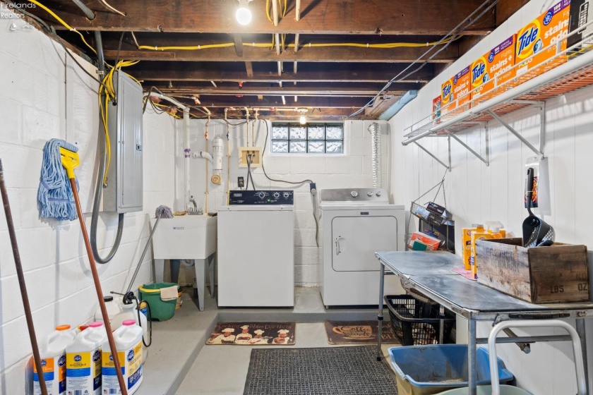 10370 State Route 58, Elyria, 44035, 3 Bedrooms Bedrooms, ,1 BathroomBathrooms,Residential,For Sale,State Route 58,20254852