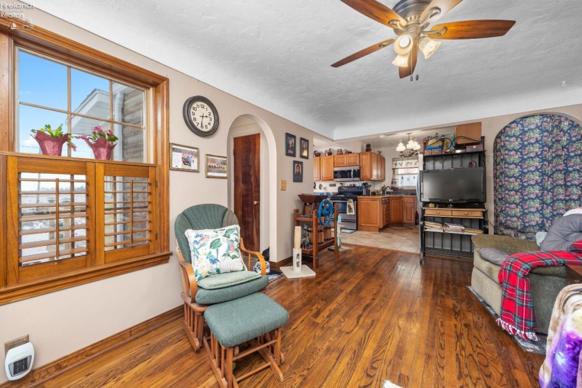 10370 State Route 58, Elyria, 44035, 3 Bedrooms Bedrooms, ,1 BathroomBathrooms,Residential,For Sale,State Route 58,20254852