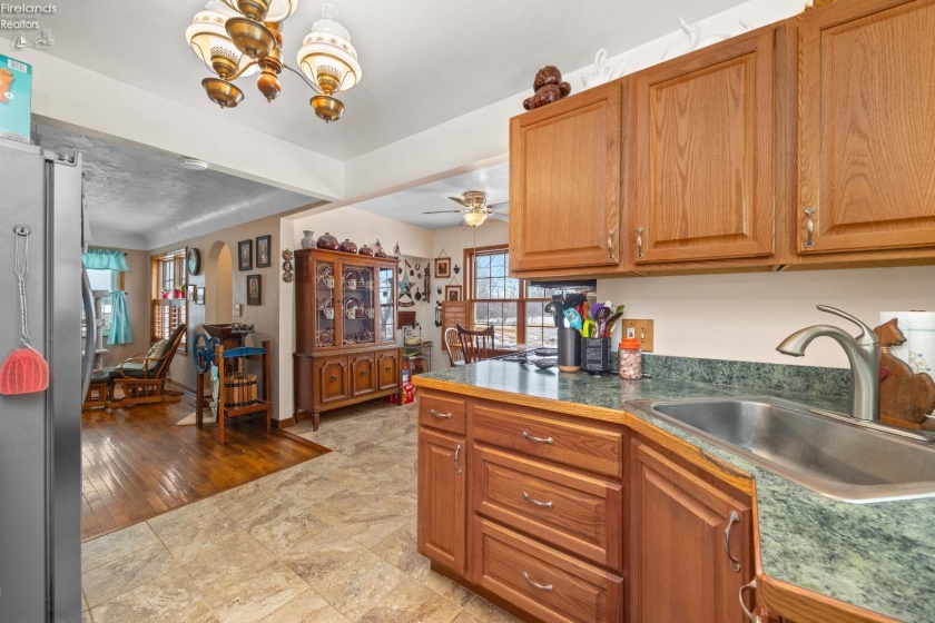 10370 State Route 58, Elyria, 44035, 3 Bedrooms Bedrooms, ,1 BathroomBathrooms,Residential,For Sale,State Route 58,20254852