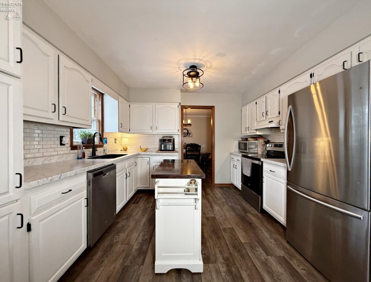 73 Siesta Drive, Tiffin, 44883, 3 Bedrooms Bedrooms, ,3 BathroomsBathrooms,Residential,For Sale,Siesta Drive,20254835