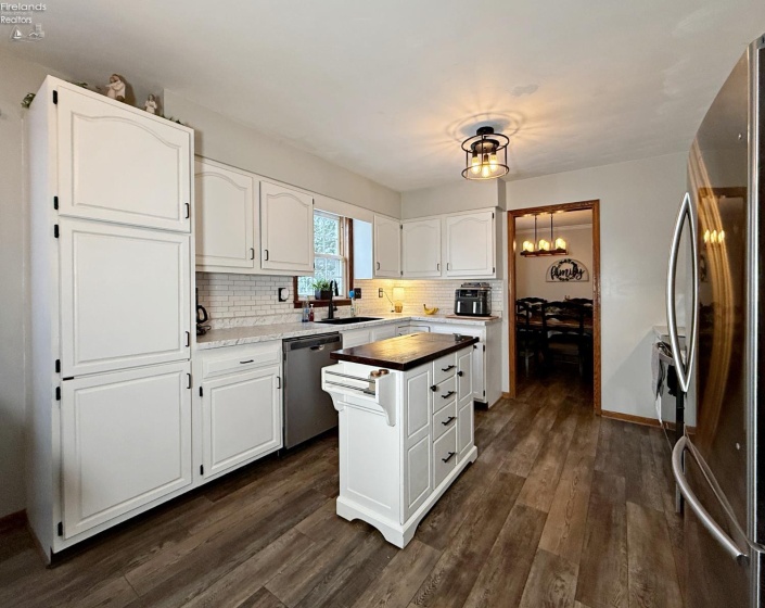 73 Siesta Drive, Tiffin, 44883, 3 Bedrooms Bedrooms, ,3 BathroomsBathrooms,Residential,For Sale,Siesta Drive,20254835