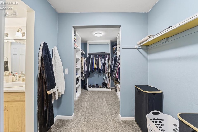 19245 Brillhart Road, Bowling Green, 43402, 4 Bedrooms Bedrooms, ,3 BathroomsBathrooms,Residential,For Sale,Brillhart,20254802