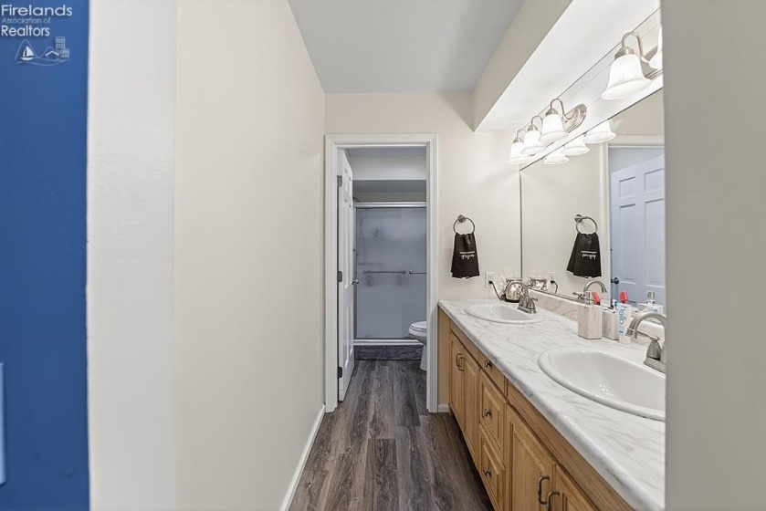 19245 Brillhart Road, Bowling Green, 43402, 4 Bedrooms Bedrooms, ,3 BathroomsBathrooms,Residential,For Sale,Brillhart,20254802