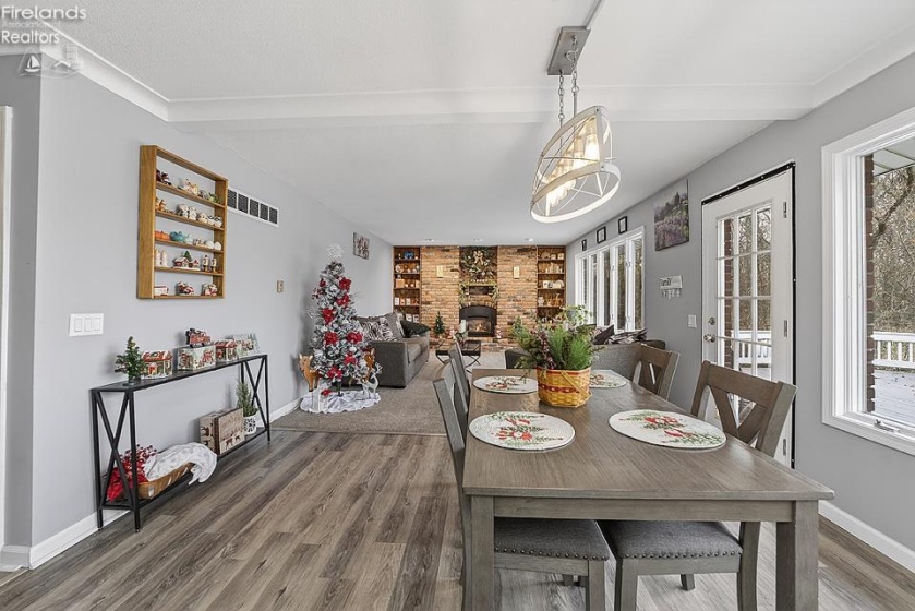 19245 Brillhart Road, Bowling Green, 43402, 4 Bedrooms Bedrooms, ,3 BathroomsBathrooms,Residential,For Sale,Brillhart,20254802