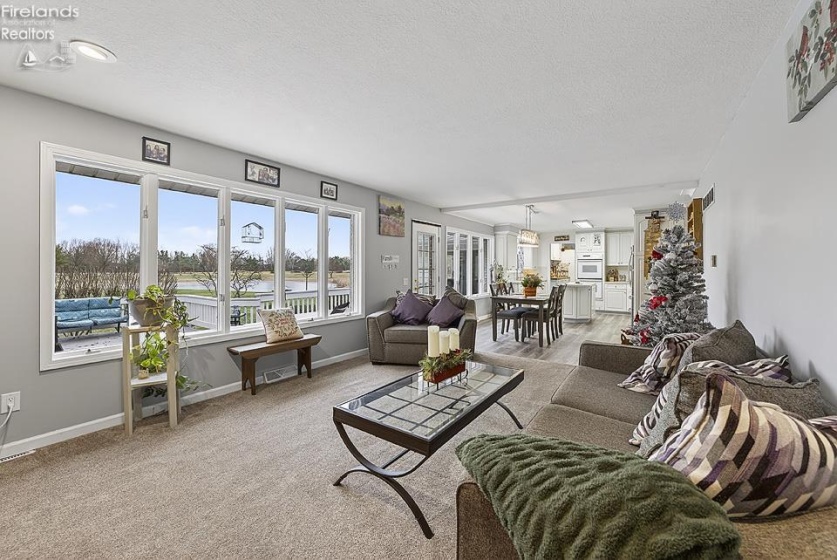 19245 Brillhart Road, Bowling Green, 43402, 4 Bedrooms Bedrooms, ,3 BathroomsBathrooms,Residential,For Sale,Brillhart,20254802