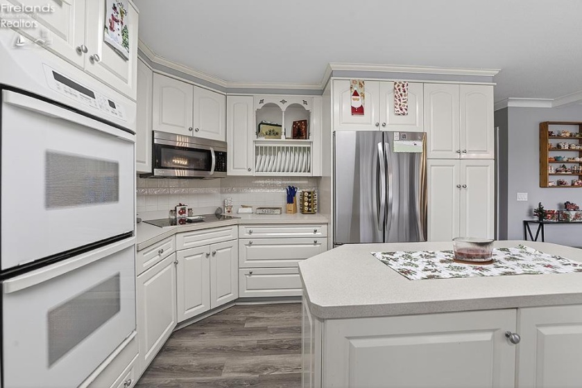 19245 Brillhart Road, Bowling Green, 43402, 4 Bedrooms Bedrooms, ,3 BathroomsBathrooms,Residential,For Sale,Brillhart,20254802