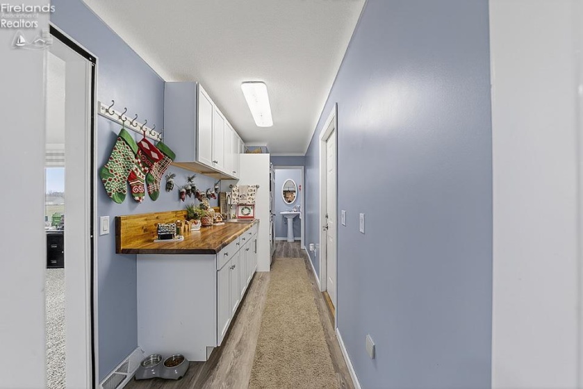 19245 Brillhart Road, Bowling Green, 43402, 4 Bedrooms Bedrooms, ,3 BathroomsBathrooms,Residential,For Sale,Brillhart,20254802