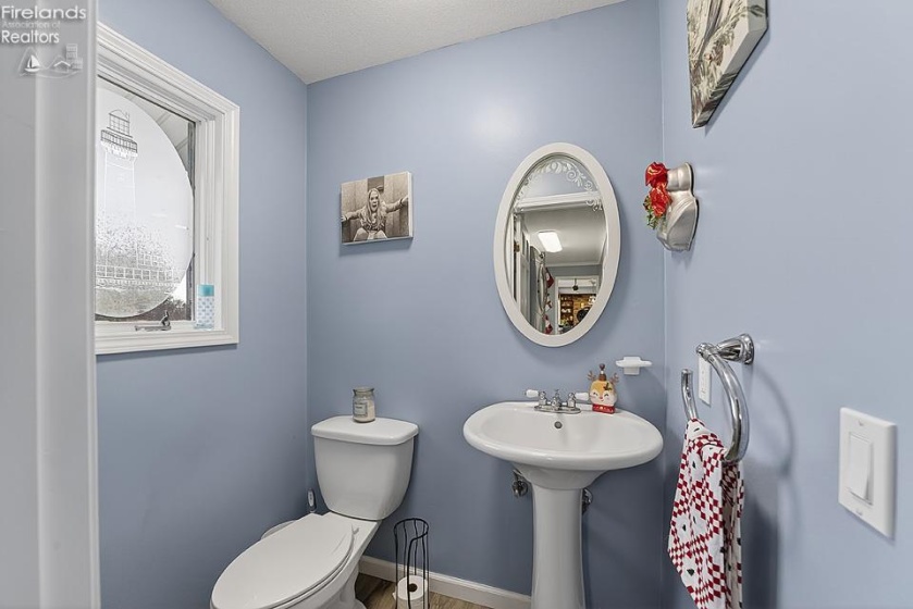 19245 Brillhart Road, Bowling Green, 43402, 4 Bedrooms Bedrooms, ,3 BathroomsBathrooms,Residential,For Sale,Brillhart,20254802