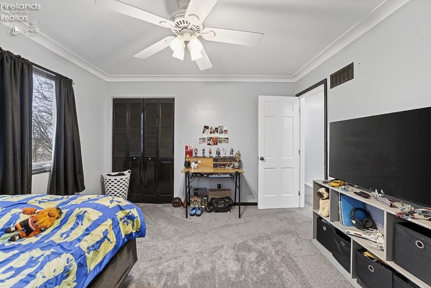 19245 Brillhart Road, Bowling Green, 43402, 4 Bedrooms Bedrooms, ,3 BathroomsBathrooms,Residential,For Sale,Brillhart,20254802