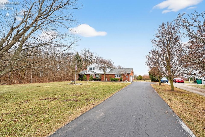 19245 Brillhart Road, Bowling Green, 43402, 4 Bedrooms Bedrooms, ,3 BathroomsBathrooms,Residential,For Sale,Brillhart,20254802