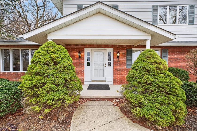 19245 Brillhart Road, Bowling Green, 43402, 4 Bedrooms Bedrooms, ,3 BathroomsBathrooms,Residential,For Sale,Brillhart,20254802