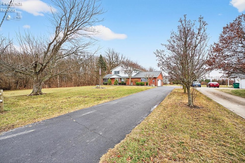 19245 Brillhart Road, Bowling Green, 43402, 4 Bedrooms Bedrooms, ,3 BathroomsBathrooms,Residential,For Sale,Brillhart,20254802