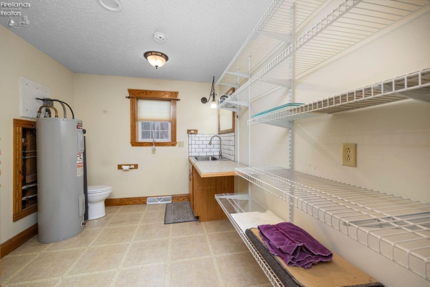 2445 State Route 61, Willard, 44890, 3 Bedrooms Bedrooms, ,3 BathroomsBathrooms,Residential,For Sale,State Route 61,20254803