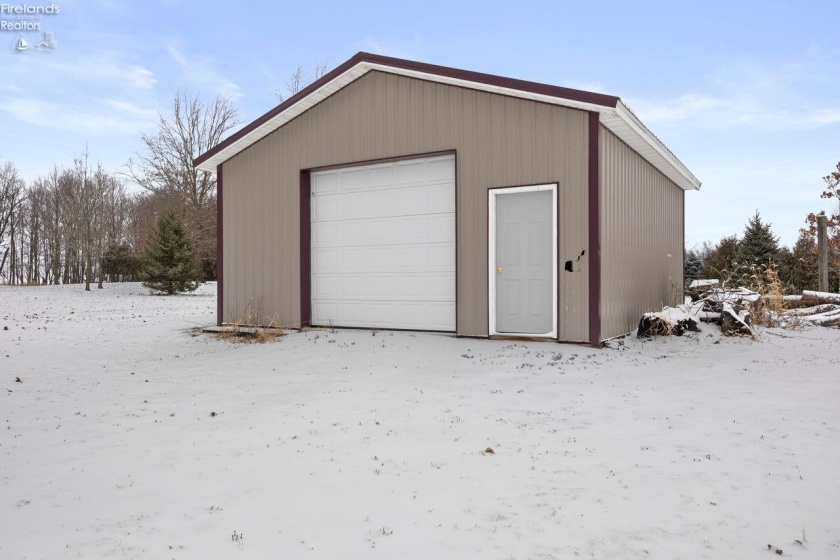 2445 State Route 61, Willard, 44890, 3 Bedrooms Bedrooms, ,3 BathroomsBathrooms,Residential,For Sale,State Route 61,20254803