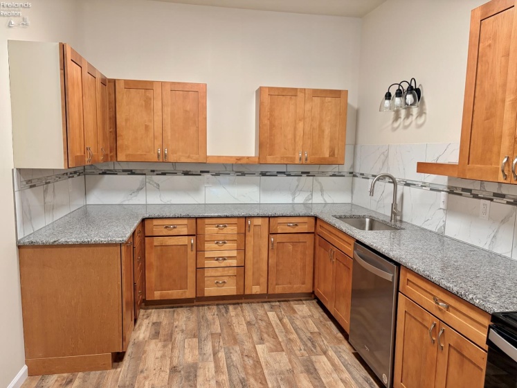 110 Railroad Street, Clyde, 43410, ,Commercial,For Sale,Railroad,20260012