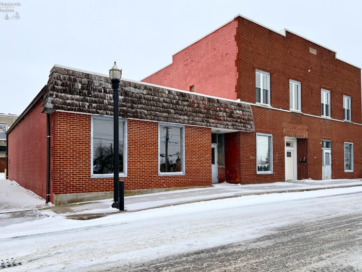 110 Railroad Street, Clyde, 43410, ,Commercial,For Sale,Railroad,20260012