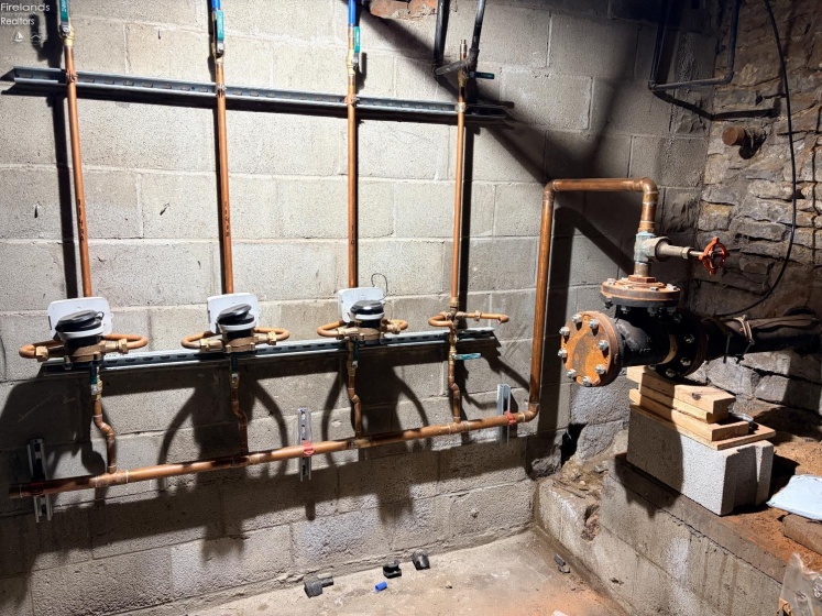 110 Railroad Street, Clyde, 43410, ,Commercial,For Sale,Railroad,20260012