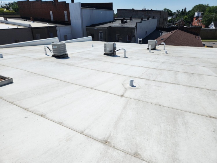 110 Railroad Street, Clyde, 43410, ,Commercial,For Sale,Railroad,20260012