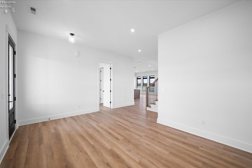 8335 Reserve Way, Marblehead, 43440, 5 Bedrooms Bedrooms, ,5 BathroomsBathrooms,Residential,For Sale,Reserve,20260013