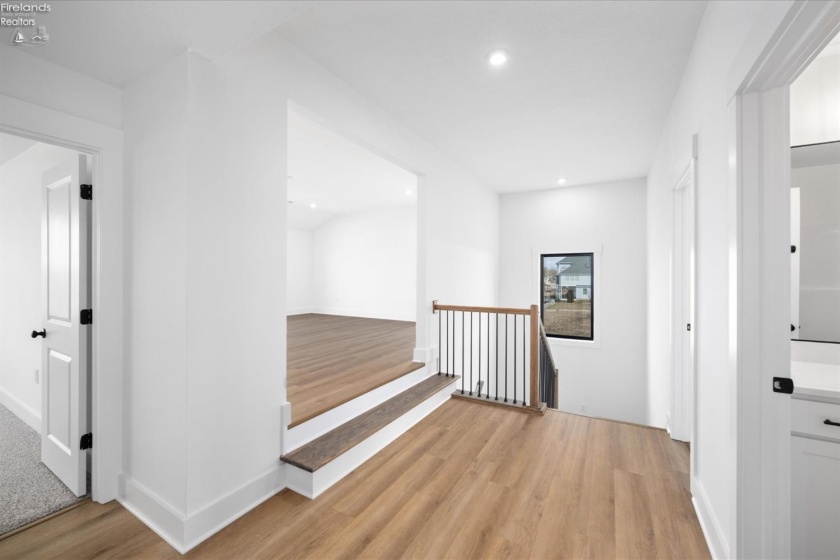 8335 Reserve Way, Marblehead, 43440, 5 Bedrooms Bedrooms, ,5 BathroomsBathrooms,Residential,For Sale,Reserve,20260013