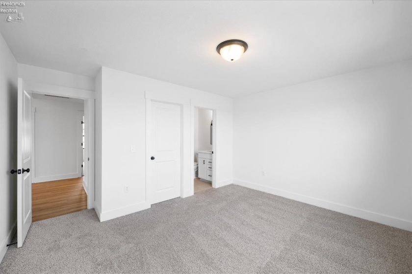 8335 Reserve Way, Marblehead, 43440, 5 Bedrooms Bedrooms, ,5 BathroomsBathrooms,Residential,For Sale,Reserve,20260013