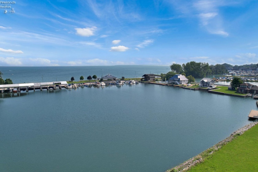 8335 Reserve Way, Marblehead, 43440, 5 Bedrooms Bedrooms, ,5 BathroomsBathrooms,Residential,For Sale,Reserve,20260013