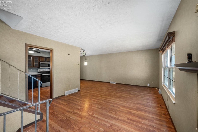 2920 Campbell Street, Sandusky, 44870, 3 Bedrooms Bedrooms, ,3 BathroomsBathrooms,Residential,For Sale,Campbell,20260015