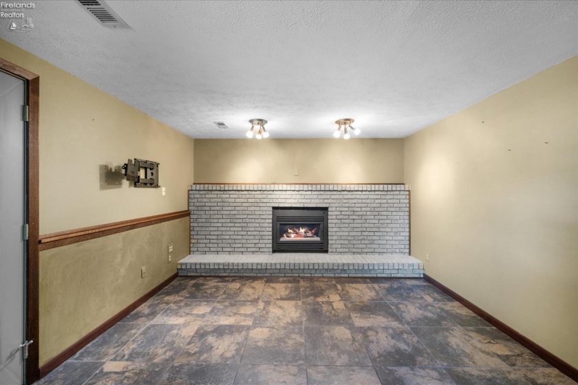 2920 Campbell Street, Sandusky, 44870, 3 Bedrooms Bedrooms, ,3 BathroomsBathrooms,Residential,For Sale,Campbell,20260015