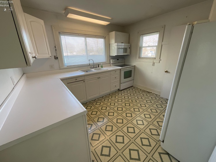 425 Main Street, Gibsonburg, 43431, 3 Bedrooms Bedrooms, ,2 BathroomsBathrooms,Residential,For Sale,Main,20254795