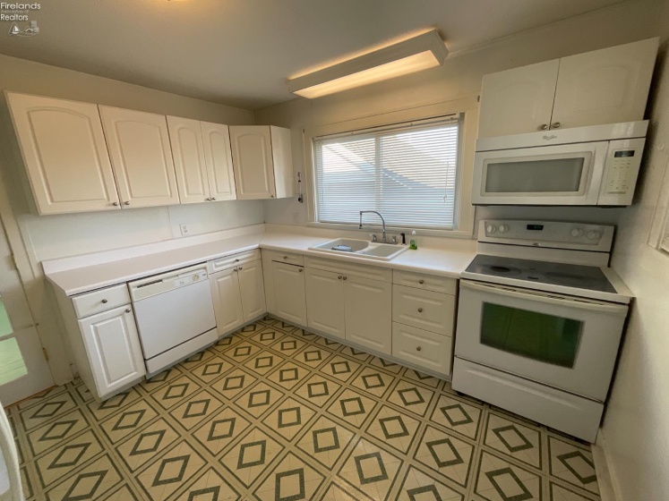 425 Main Street, Gibsonburg, 43431, 3 Bedrooms Bedrooms, ,2 BathroomsBathrooms,Residential,For Sale,Main,20254795