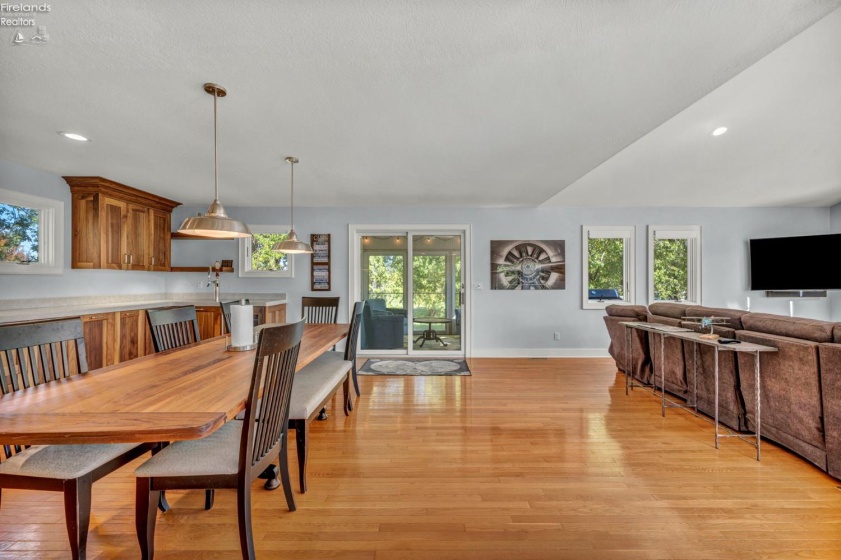 1561 Airline Rd., Put-In-Bay, 43456, 3 Bedrooms Bedrooms, ,3 BathroomsBathrooms,Residential,For Sale,Airline Rd.,20254863