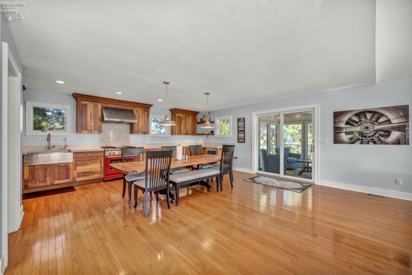 1561 Airline Rd., Put-In-Bay, 43456, 3 Bedrooms Bedrooms, ,3 BathroomsBathrooms,Residential,For Sale,Airline Rd.,20254863