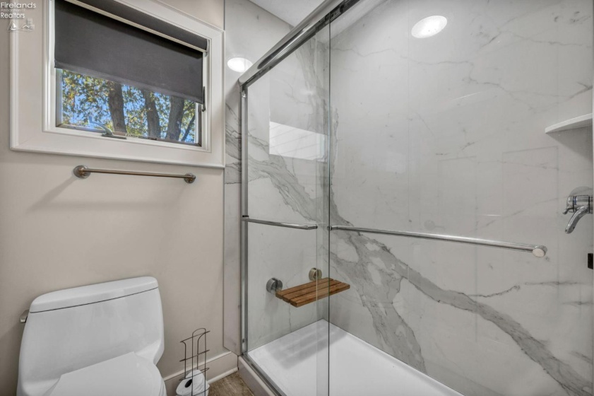 1561 Airline Rd., Put-In-Bay, 43456, 3 Bedrooms Bedrooms, ,3 BathroomsBathrooms,Residential,For Sale,Airline Rd.,20254863