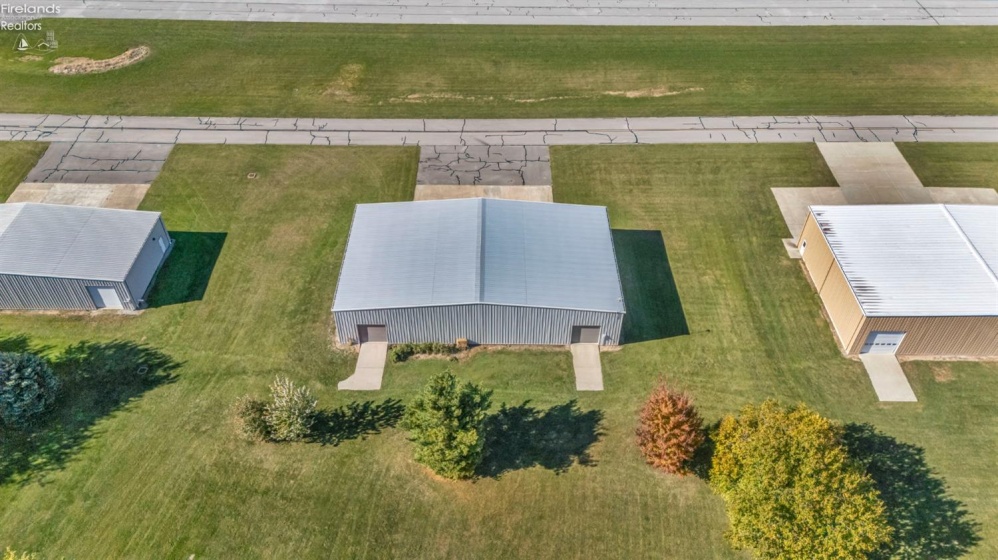 1561 Airline Rd., Put-In-Bay, 43456, 3 Bedrooms Bedrooms, ,3 BathroomsBathrooms,Residential,For Sale,Airline Rd.,20254863