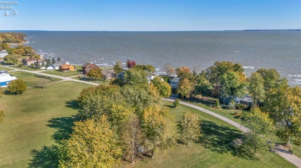1561 Airline Rd., Put-In-Bay, 43456, 3 Bedrooms Bedrooms, ,3 BathroomsBathrooms,Residential,For Sale,Airline Rd.,20254863