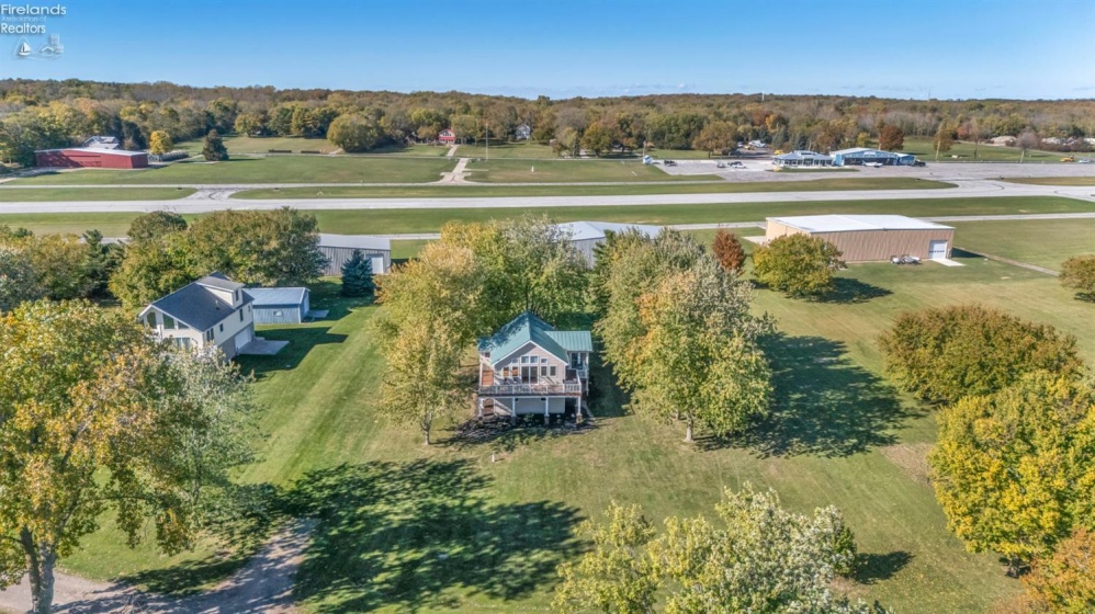1561 Airline Rd., Put-In-Bay, 43456, 3 Bedrooms Bedrooms, ,3 BathroomsBathrooms,Residential,For Sale,Airline Rd.,20254863