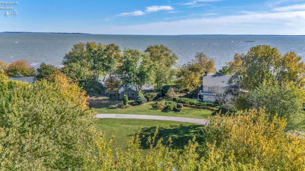 1561 Airline Rd., Put-In-Bay, 43456, 3 Bedrooms Bedrooms, ,3 BathroomsBathrooms,Residential,For Sale,Airline Rd.,20254863