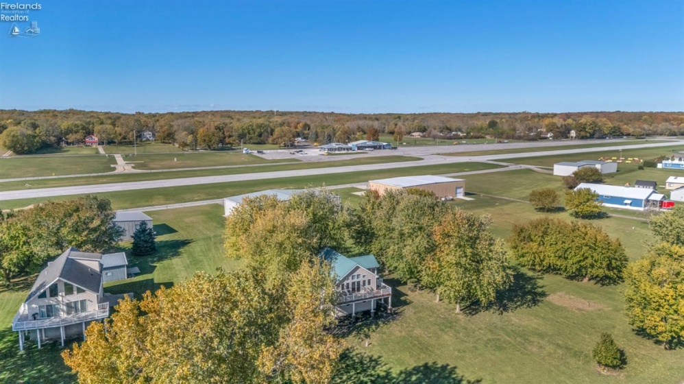 1561 Airline Rd., Put-In-Bay, 43456, 3 Bedrooms Bedrooms, ,3 BathroomsBathrooms,Residential,For Sale,Airline Rd.,20254863