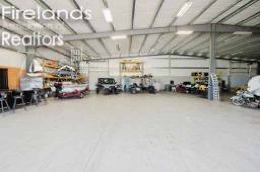 1561 Airline Rd., Put-In-Bay, 43456, 3 Bedrooms Bedrooms, ,3 BathroomsBathrooms,Residential,For Sale,Airline Rd.,20254863