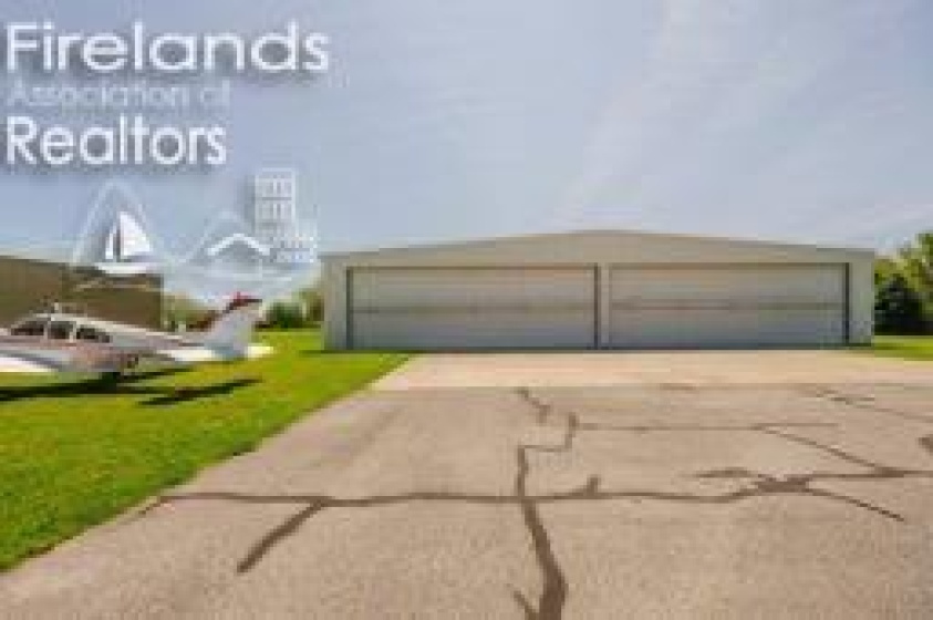 1561 Airline Rd., Put-In-Bay, 43456, 3 Bedrooms Bedrooms, ,3 BathroomsBathrooms,Residential,For Sale,Airline Rd.,20254863