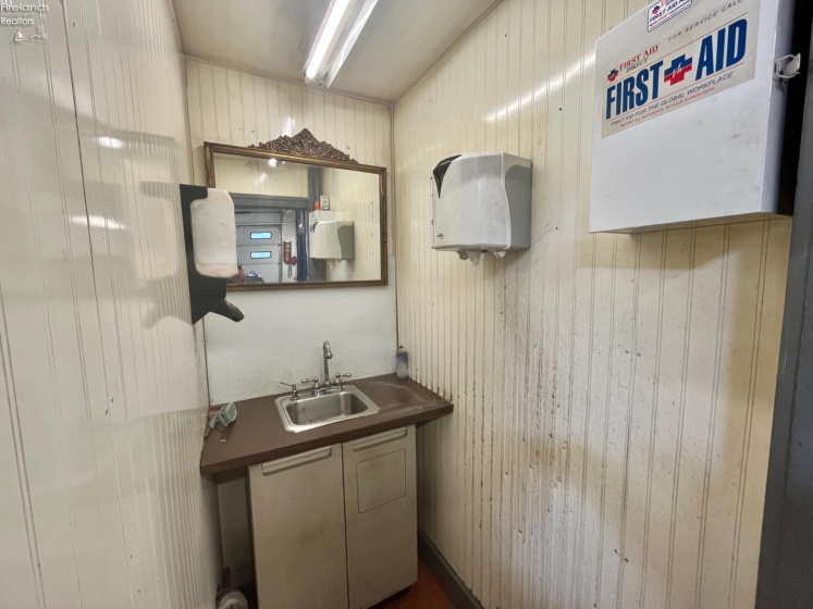 101 Main, Wayne, 43466, ,Commercial,For Sale,Main,20260026