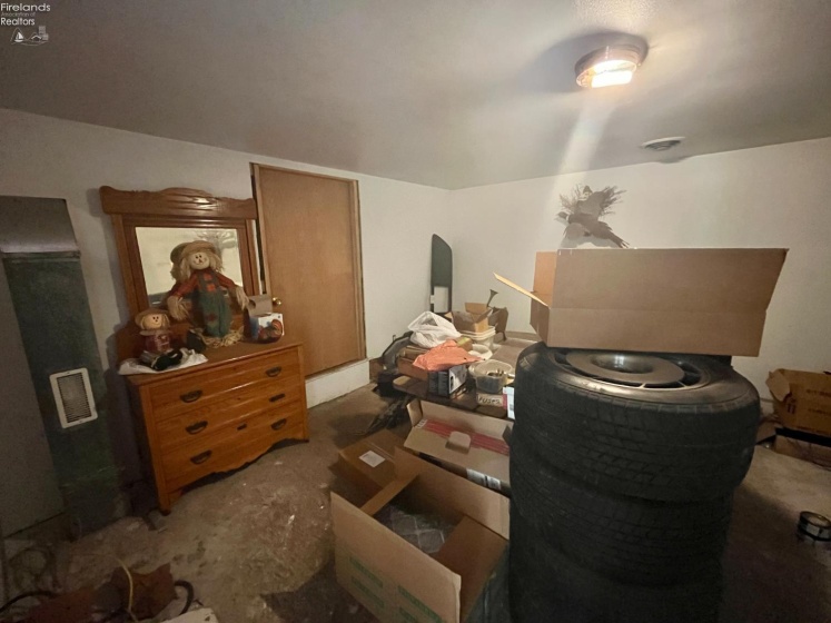 101 Main, Wayne, 43466, ,Commercial,For Sale,Main,20260026